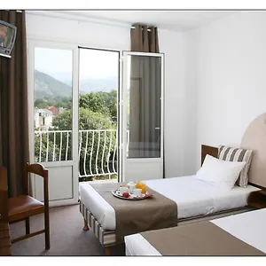 Hotel Notre Dame De La Sarte
