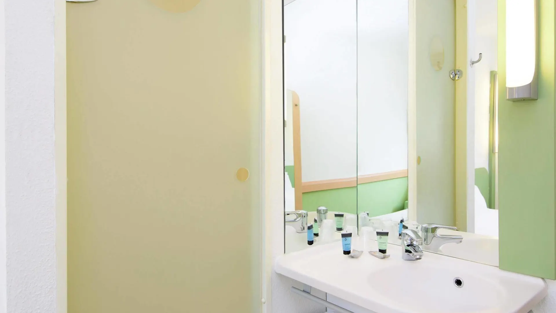 ** Hotel Ibis Budget Lyon Gerland Francia